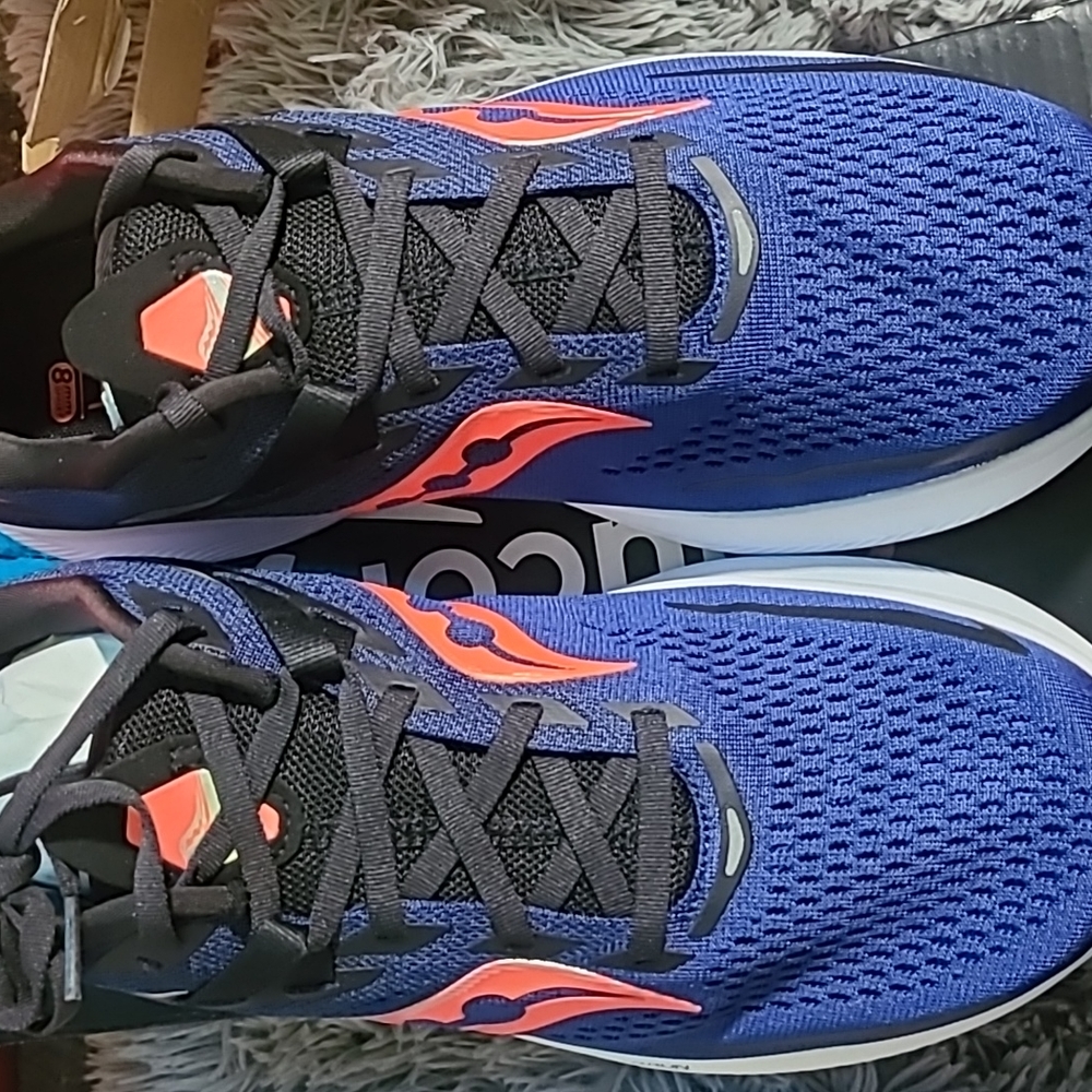 Saucony Men's Ride 15 Running Shoe new size 11